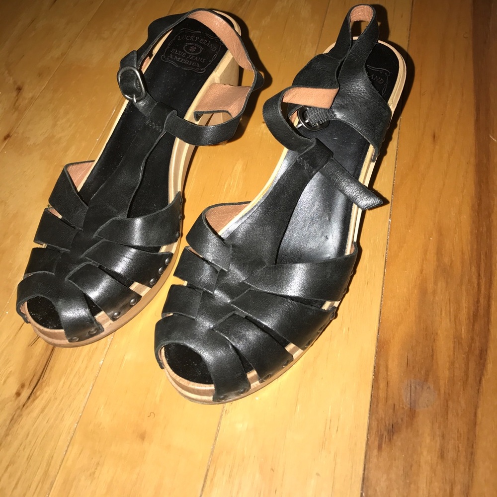 Lucky Brand Open toe clog