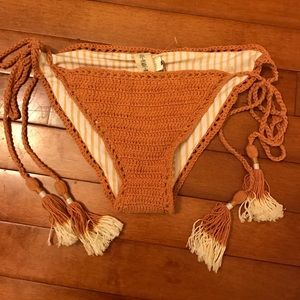 New Free People Crochet Bikini Bottoms Size S/M