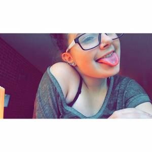 Meet your Posher, Jocelyn