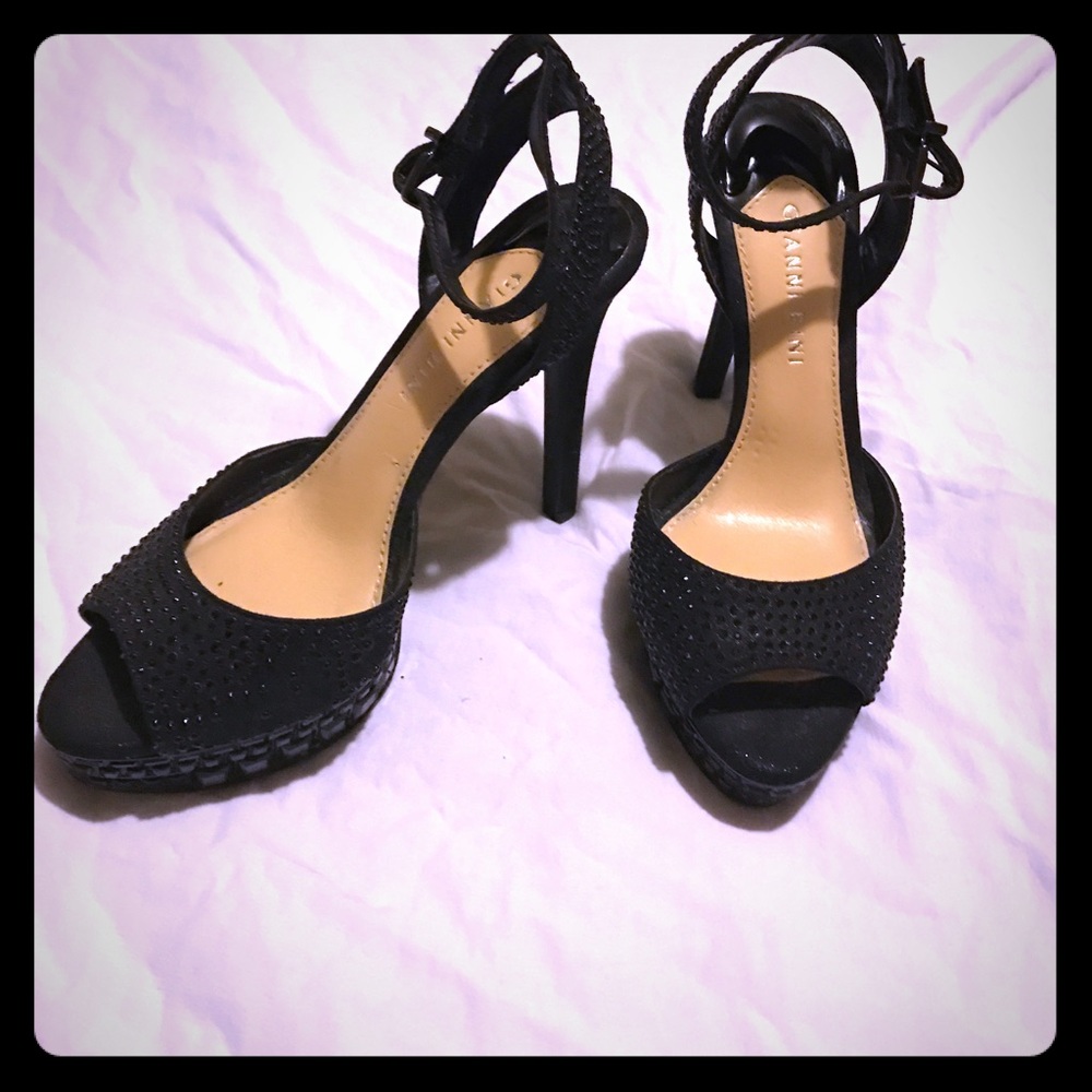 Gianni Bini stack heels gently worn. Size 6