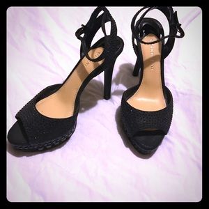 Gianni Bini stack heels gently worn. Size 6