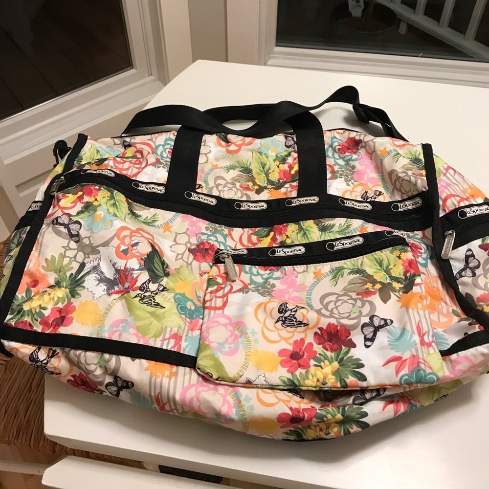 LeSportSac Duffle with small makeup bag