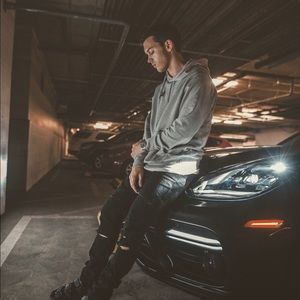 Meet your Posher, Kai