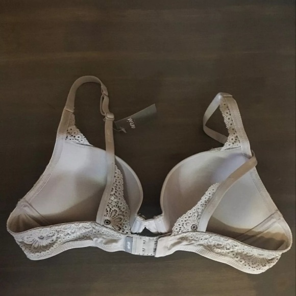 SOLD - Picture 3 of 7