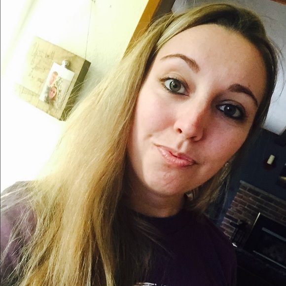 Meet your Posher, Kristina - Picture 1 of 1