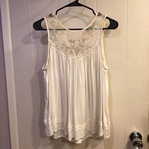 Offwhite lace top