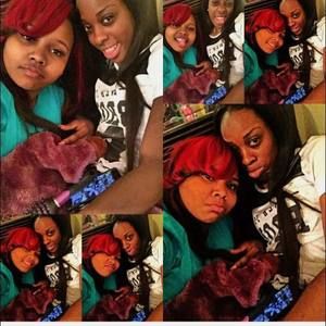 Meet your Posher, Ayoo