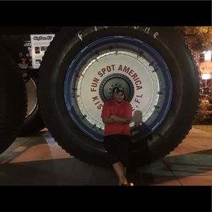 Meet your Posher, Eduardo