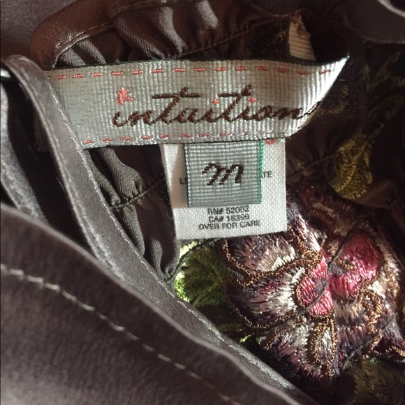 Intuitions 100% silk corset style with Johnny Was inspiration - Picture 4 of 8