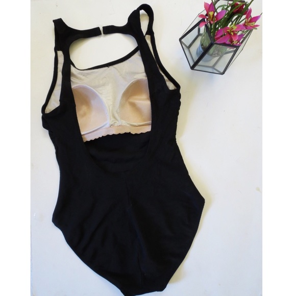 Vintage Other - Vintage Open back one piece 🍃