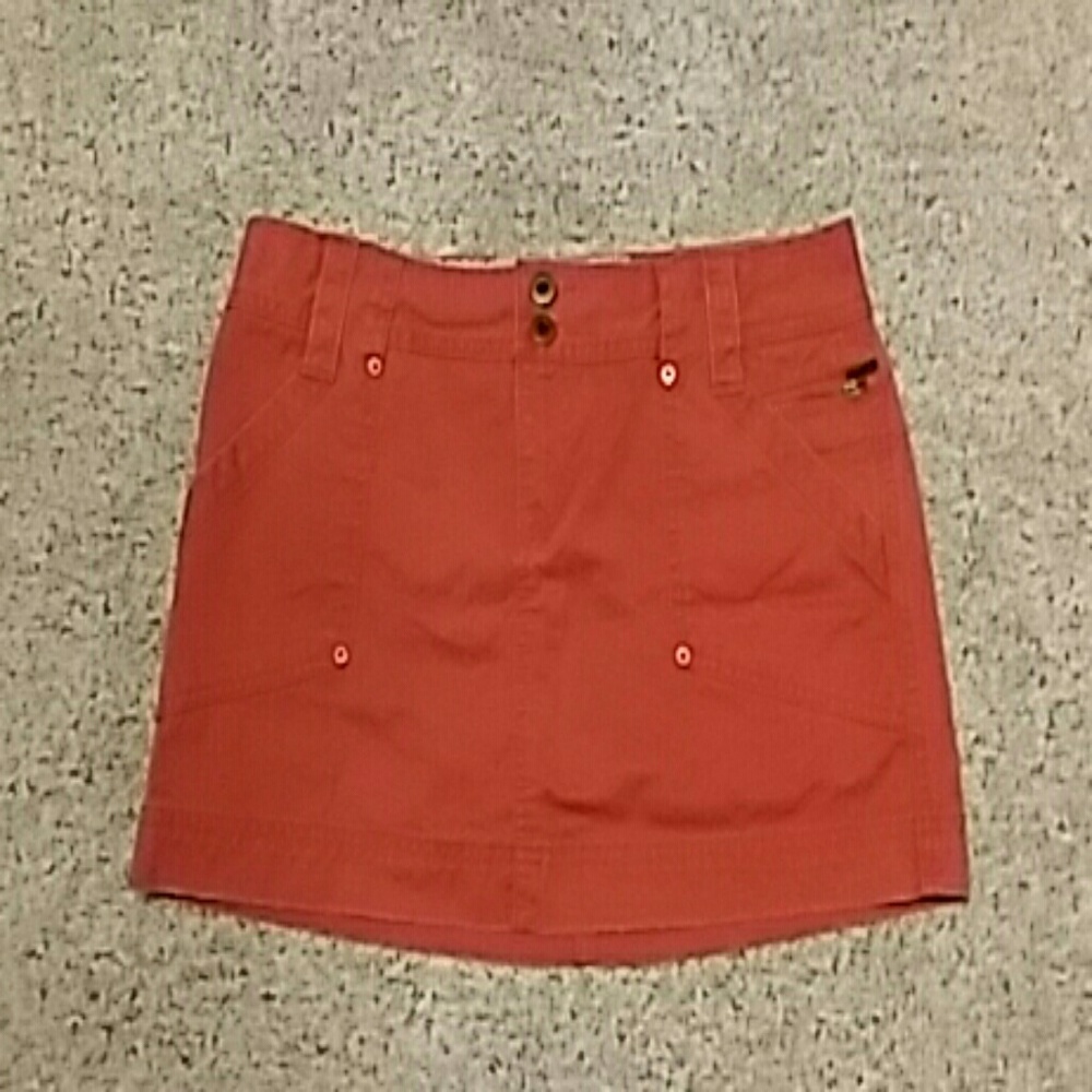 5/$25 Coral mini skirt! Old Navy
