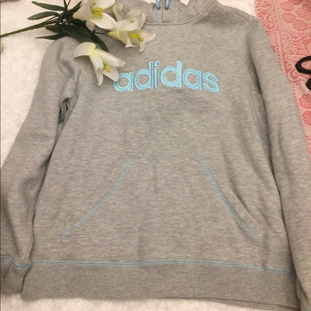 Adidas medium hoodie - Picture 2 of 2