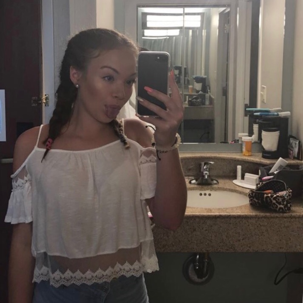 Meet your Posher, Brie