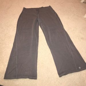 COMFY ATHLETA WORKOUT PANTS