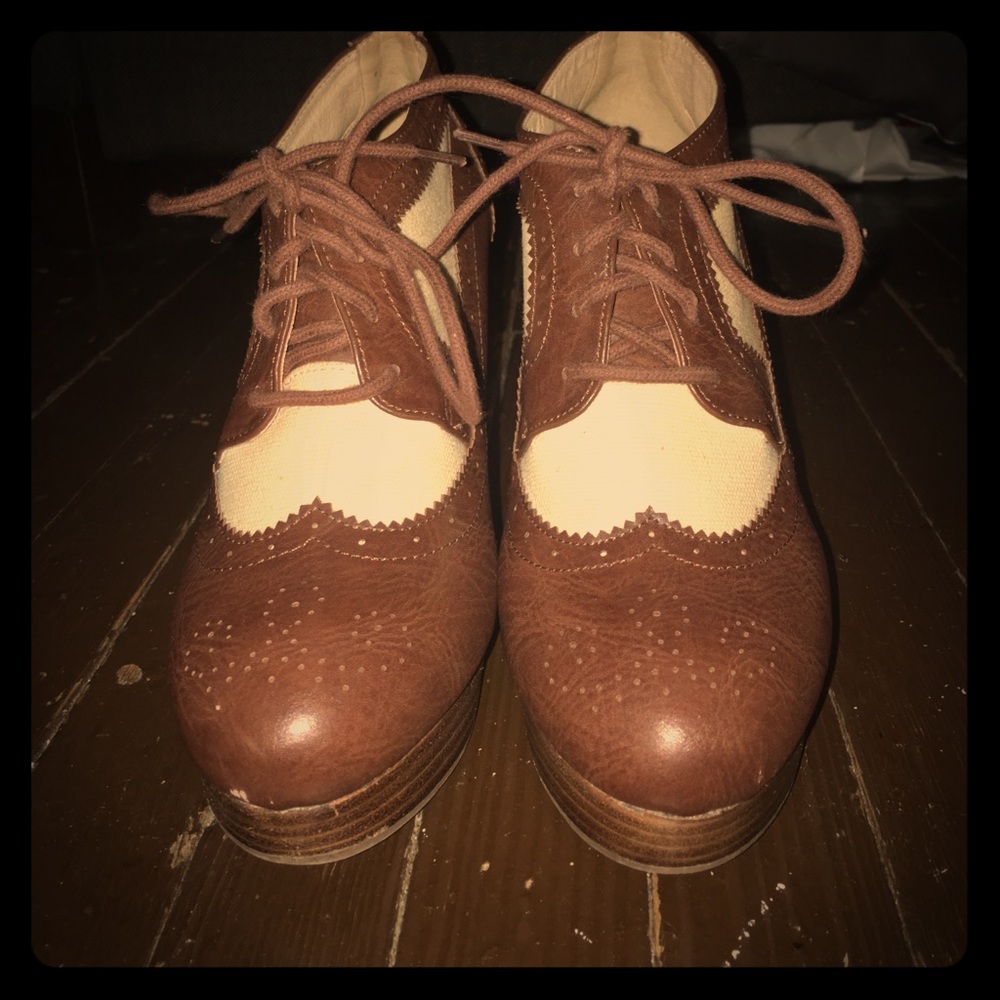 Oxford Style Wedges