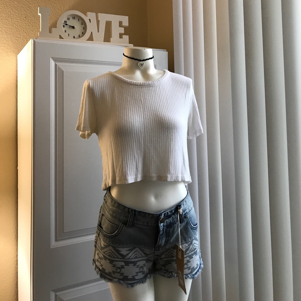 SOLD!!! Billabong Aztec shorts!