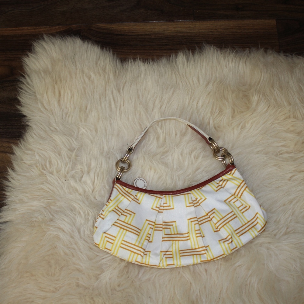 VINTAGE EARLY 2000'S LeSportsac Baguette