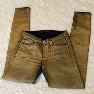 JUICY COUTURE! Metallic Gold Coated Jeans!  Sz. 28