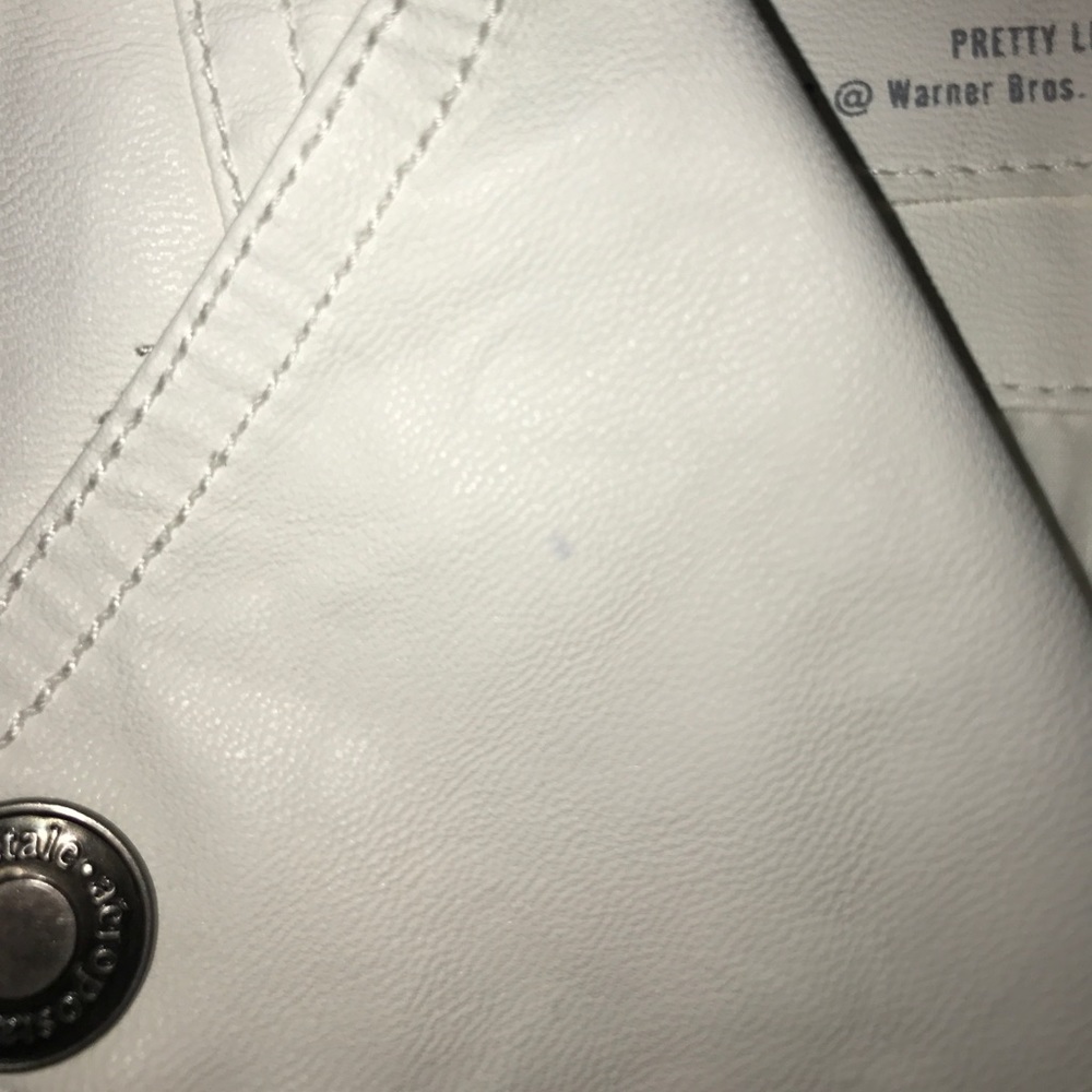 Aeropostale White Vest - Picture 5 of 5