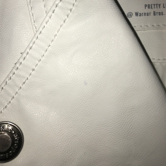 Aeropostale White Vest - Picture 5 of 5