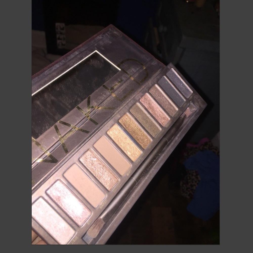 Naked 1 palette