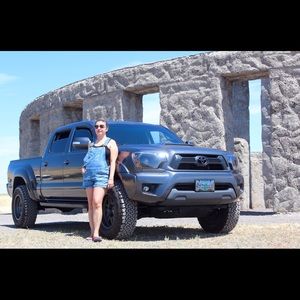 Meet your Posher, Ana