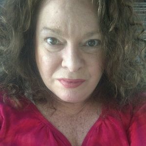 Meet your Posher, Dana