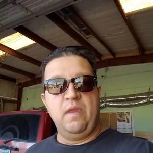 Meet your Posher, Frank