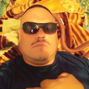 Meet your Posher, Luis antonio