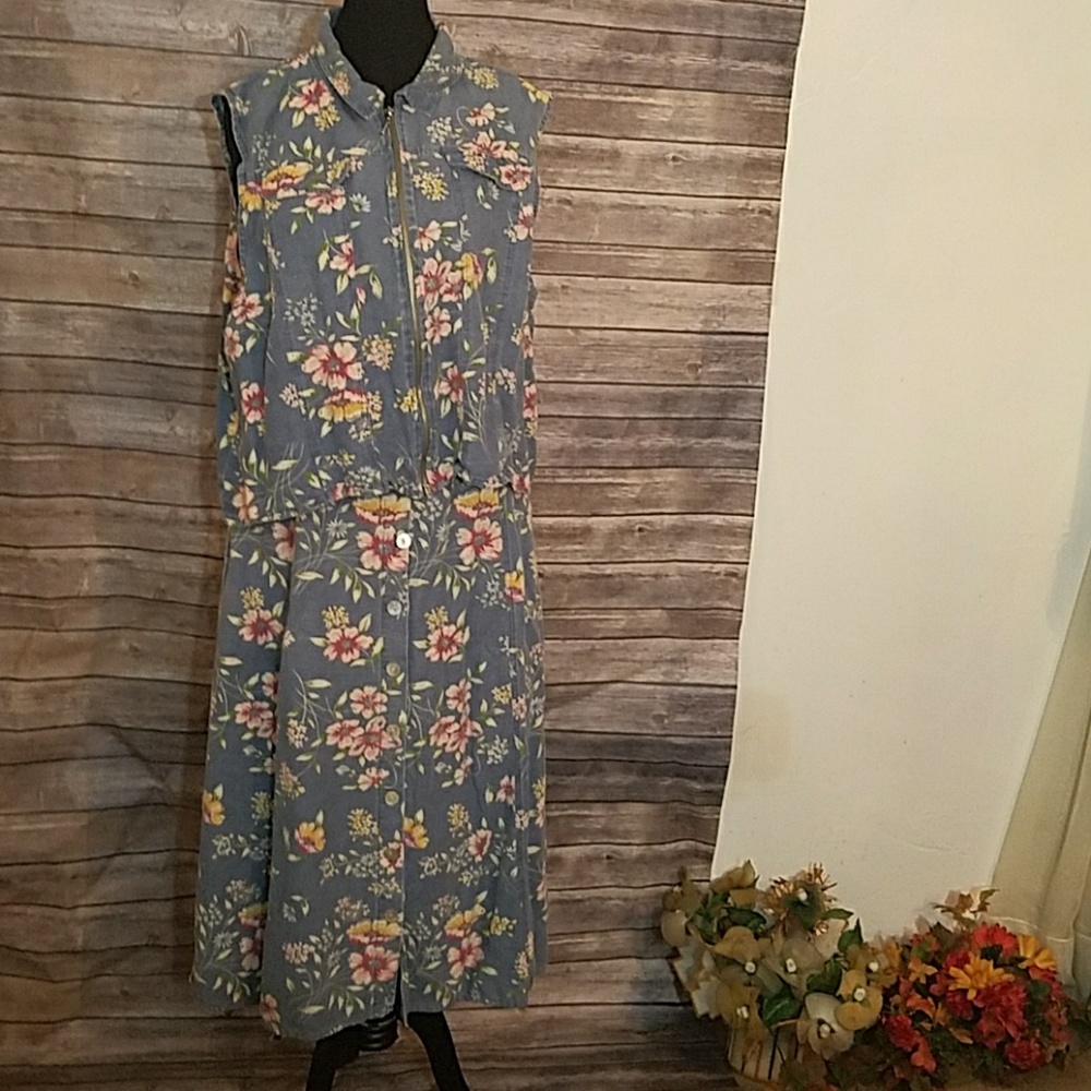 Capacity Woman 2 piece Denim Floral Skirt Set