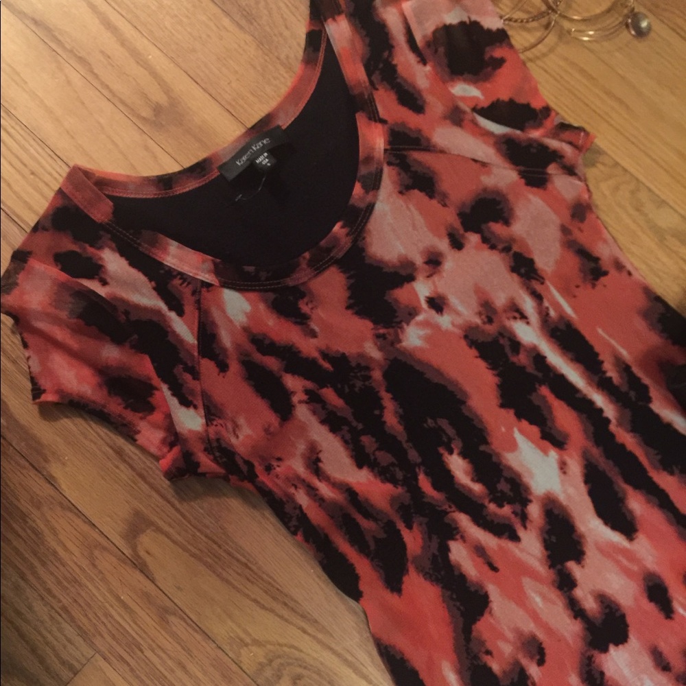 Cute dress! Never worn!