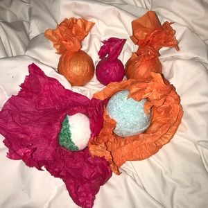 Bath bombs