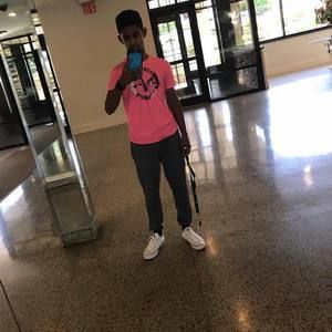 Meet your Posher, Dylan