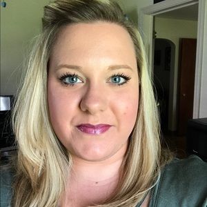 Meet your Posher, Jayme