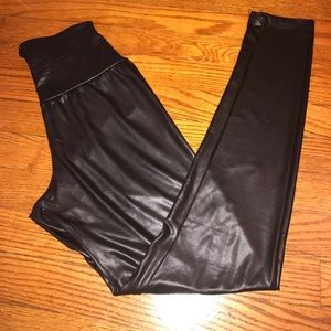 Leather look leggings