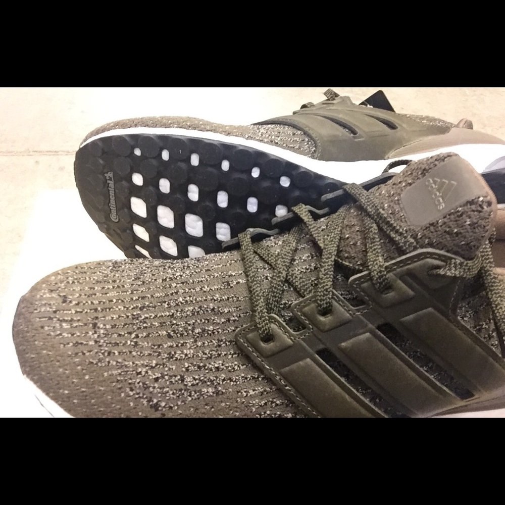 Ultra Boost 11.5 (Olive)