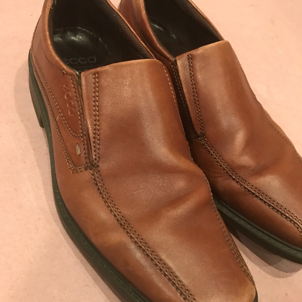 Ecco Sz 10