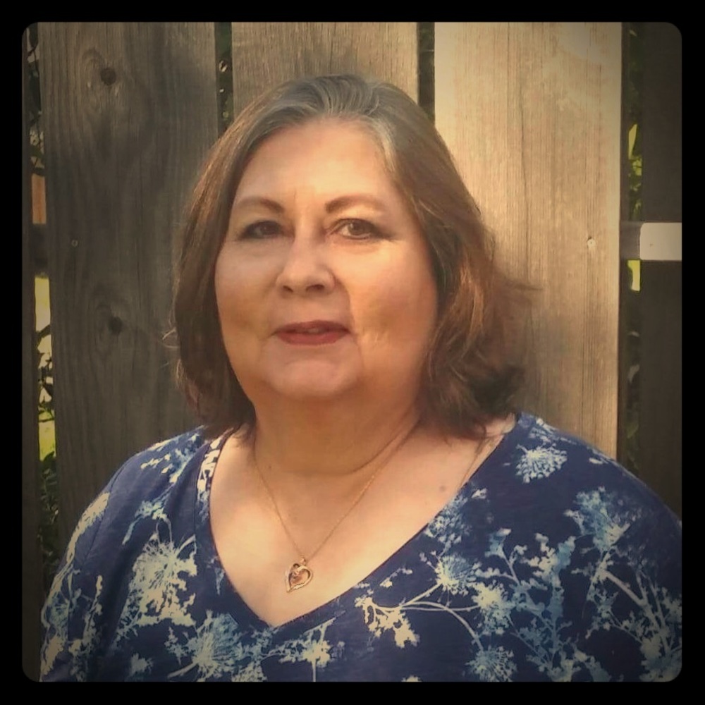 Meet your Posher, Delana