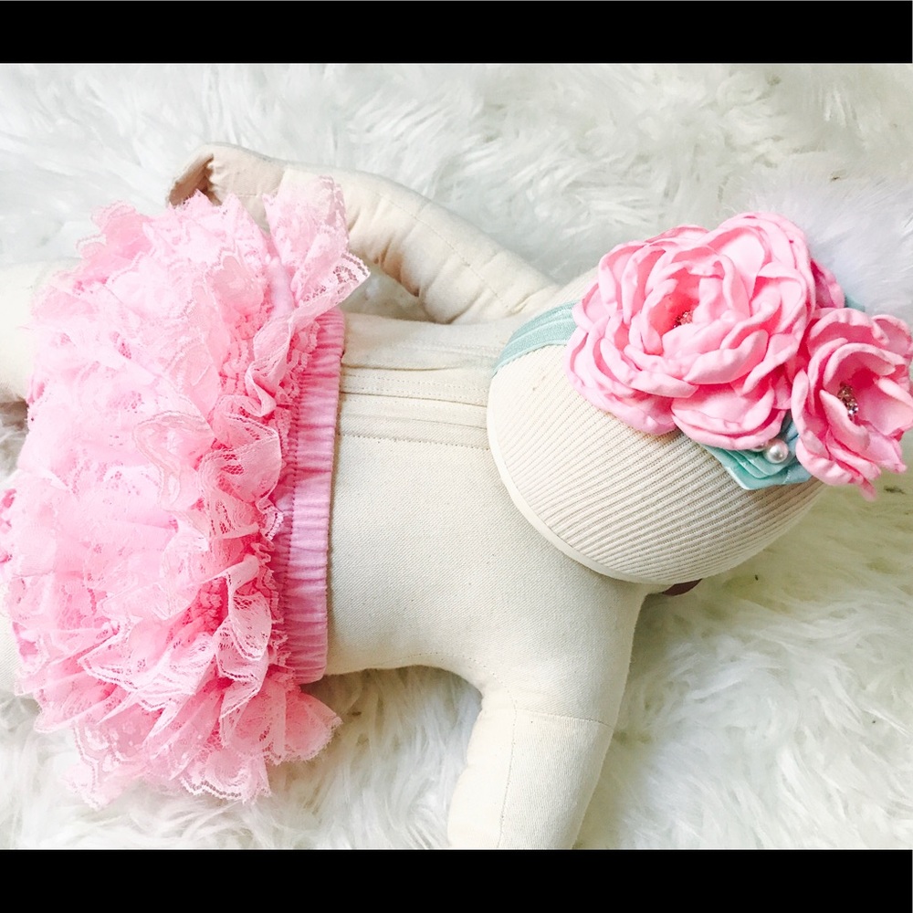 Diaper cover up,new born photo prop,ruffle diaper
