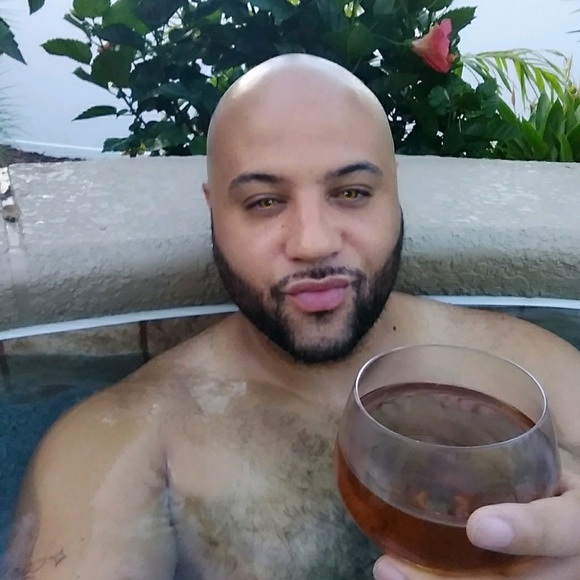 Meet your Posher, Stephen - Picture 1 of 1