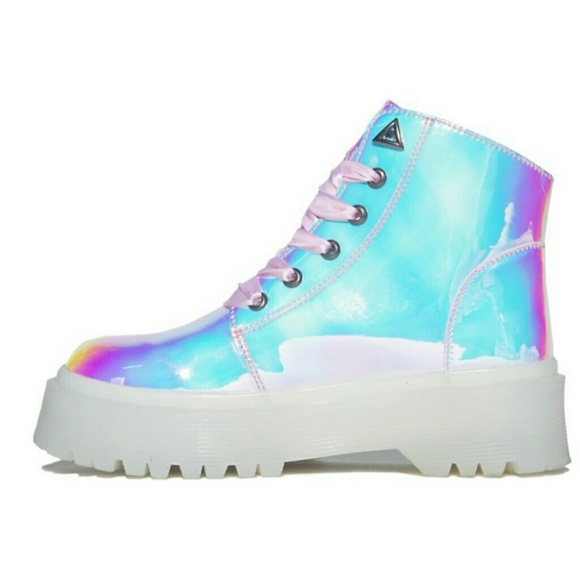 yru holographic boots