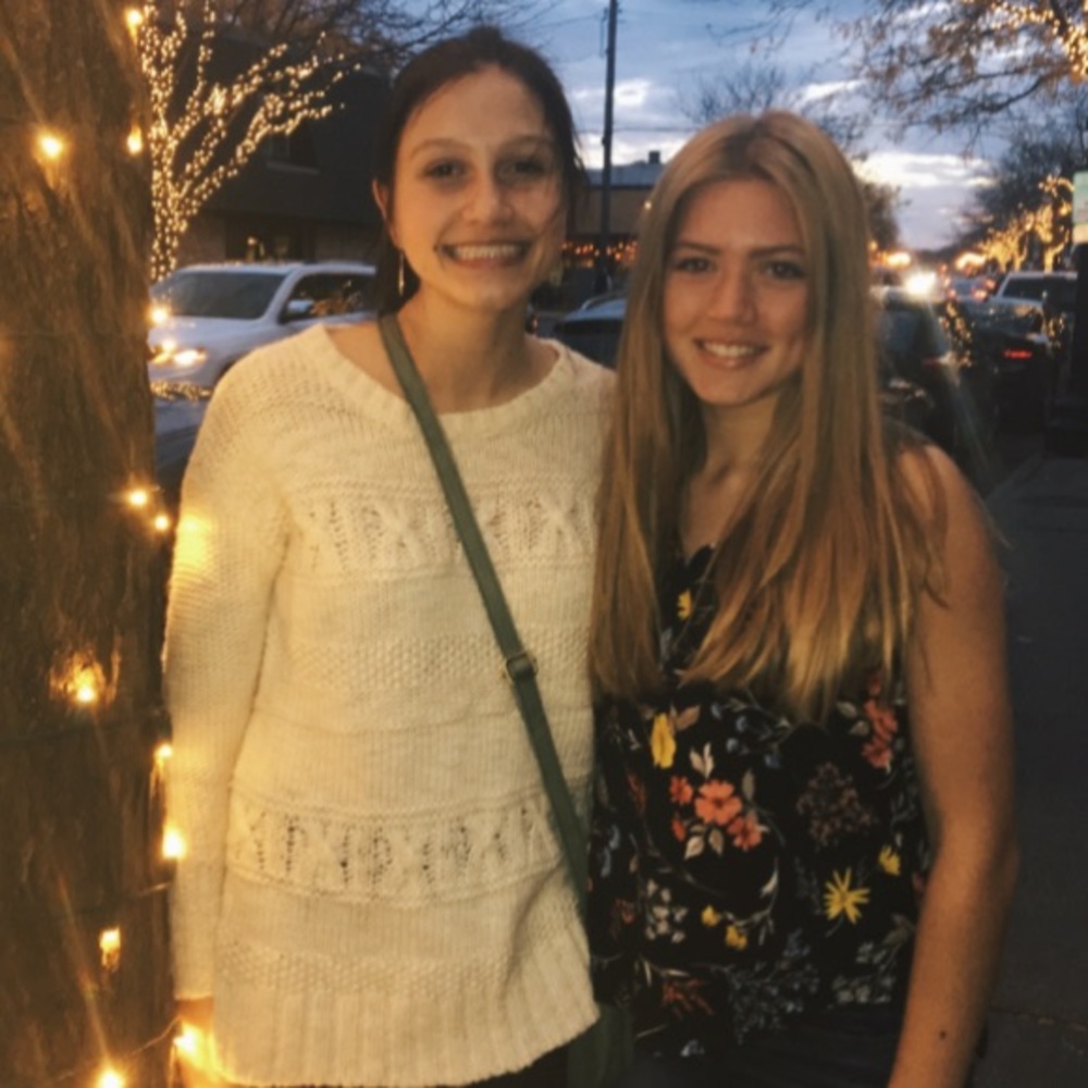 Meet your Posher, Elise