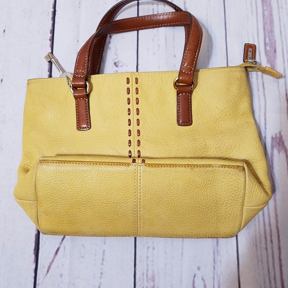 Fossil Yellow Pebble Leather Key Tag Small Satchel - Picture 3 of 7