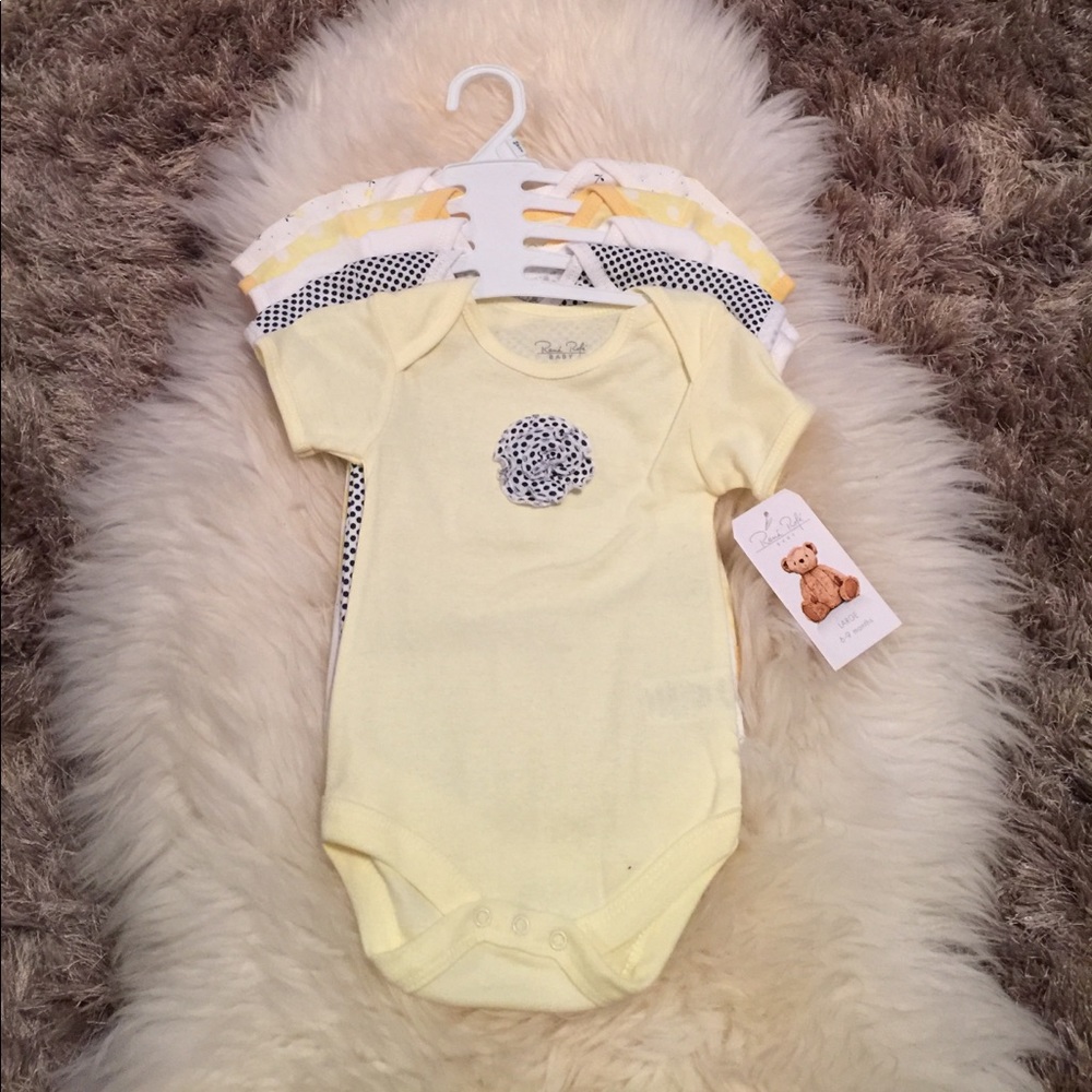 Brand new onesie set