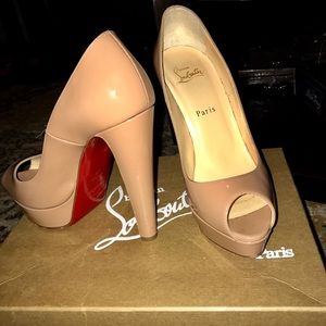 Christian louboutin peep toe pumps