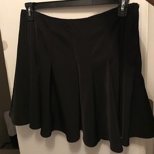 black mid-length skirt