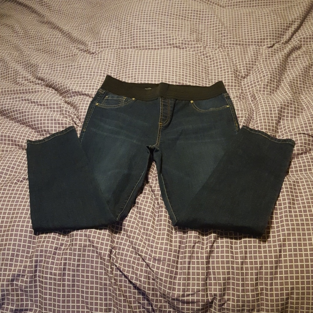 Skinny pull on jeans