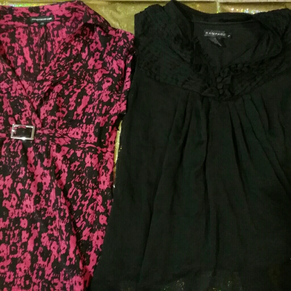 Bundle of summer blouses. Name brand. Like new.