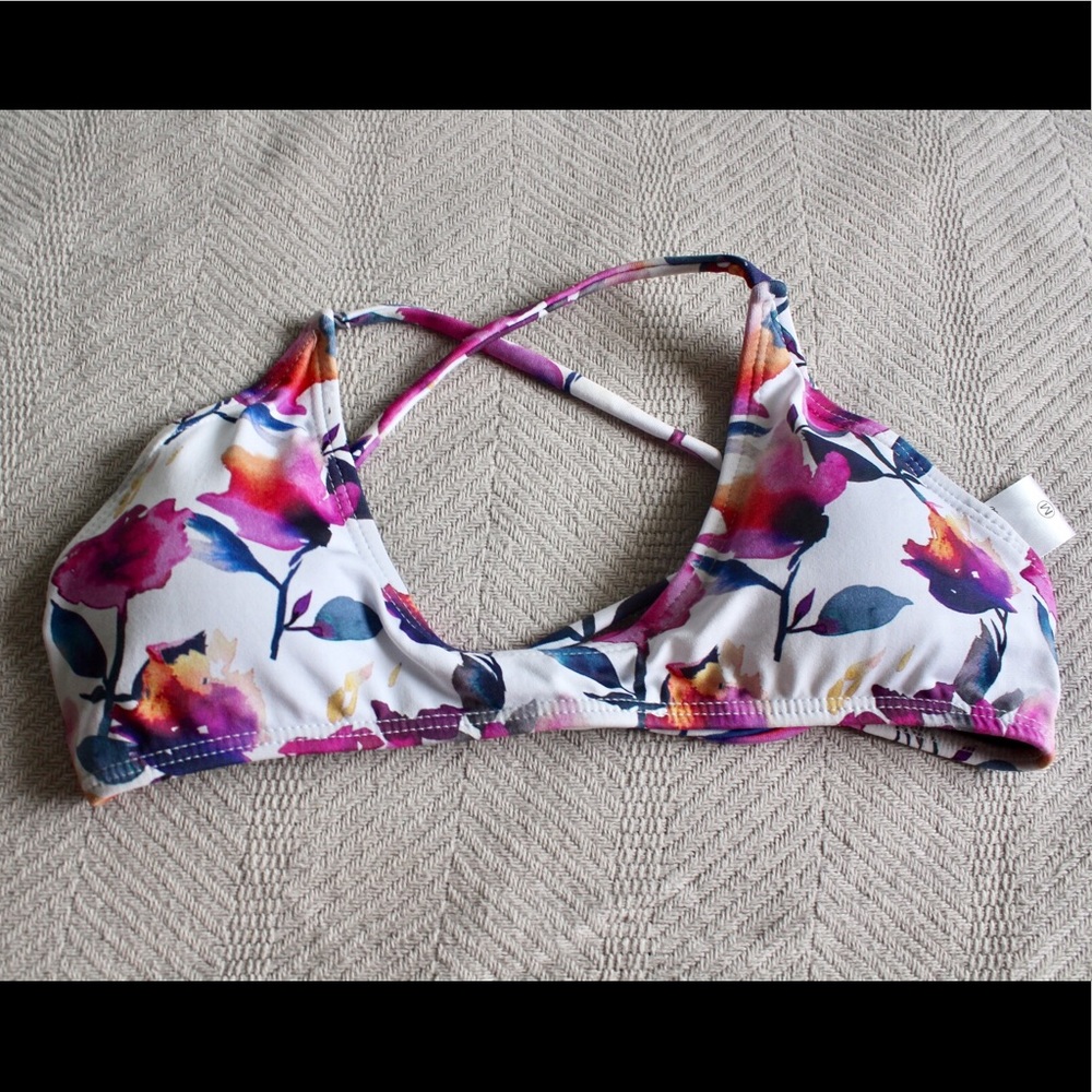 Cute bikini top