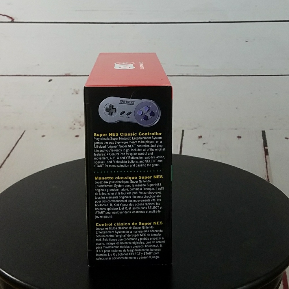Super Nes Nintendo Mini On Hand - Picture 4 of 8